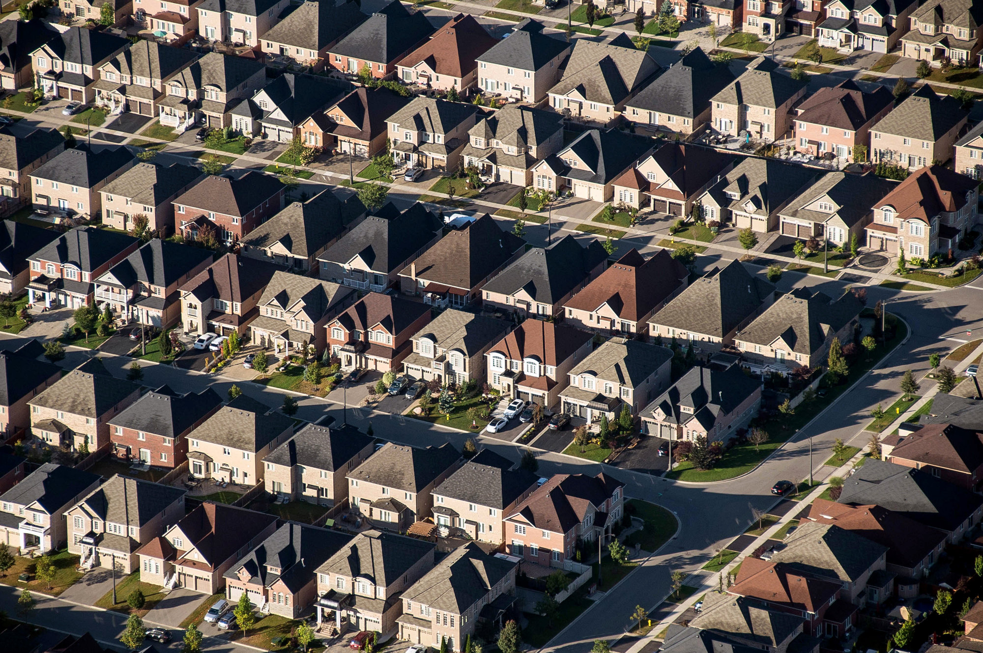 Canadian Housing-Price Decline To 10%